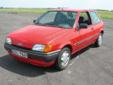 Sprzedam Ford Fiesta 1.3 CLX AUTOMATYCZNA skrzynia biegów   1992r
Bardzo dynamiczny i oszczędny silnik 1.3.
Fordzik był mało użytkowany przez moją mamę przez co jest niezwykle zadbane wnetrze.
Przebieg to 64 000 km Autko nie wymaga żadnego wkładu