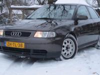 AUDI A3 1.6 74KW-100KM BENZYNA + GAZ - LPG
KRAJ POCHODZENIA AUTA - HOLANDIA
WYPOSAŻENIE AUTA:
- PODUSZKI POWIETRZNE AIR-BAG 4X
- ABS
- WSPOMAGANIE KIEROWNICY
- REGULOWANA KOLUMNA KIEROWNICZA
- PODŁOKIETNIK PRZÓD
- IMMOBILIZER
- ELEKTRYCZNE SZYBY
-