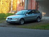 Witam. Mam do sprzedania Audi A4, Silnik i zawieszenie w stanie idealnym, zero stuków.
Cena obejmuje 4 oryginalne felgi audi z oponami z bardzo wysokim bieżnikiem z 2011 roku.
Wyposarzenie:
-Klimatronik
-Centralny zamek z otwieraniem i domykaniem szyb