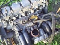 Do sprzedania elementy silnika tłoki, blok, kolektory, sprzęgło (wszystko to co na zdjęciach oprócz głowicy) 1.4 MPI z Seat Ibiza II FL rok 2000. Cena jest za komplet blok, tłoki, wałek, miska, sprzęgło, pompa, koła pasowe wszystko oprócz głowicy i