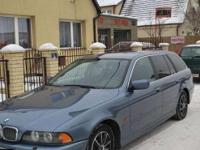 Sprzedam lub zamienię na tańszy samochód :
BMW E39 model 2002 ,
I rejestr. 11.2001
bardzo bogato wyposażone:
-xenon
-4 el.szyby
-el.lusterka
-el.podgrzewane lusterka
-el.składane lusterka
-klimatronic dwustrefowy
-6 airbagow
-wspomaganie
-tempomat