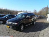 Witam mam do sprzedania piękne BMW X5 z gazem samochód kupiłem od prywatnego właściciela który był pierwszym właścicielem . Serwisowany, posiadam księżkę serwisową wraz z fakturami za wszystkie naprawy . Jest wbudowana dodatkowo nawigacja która działa w