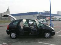 Oferuję do sprzedaży samochód CITROEN XSARA PICASSO 2.0HDI. Model po liftingu. Rok produkcji 2004. Od 1 właściciela w kraju. Zadbany,garażowany i bezwypadkowy(wszystkie szyby oryginalne). Lakier czarny metalic. Zwinny i ekonomiczny(średnie spalanie