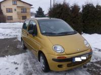 Sprzedam Daewoo Matiz, poj. 0.8, rok pr. 1999, przebieg 120 tys.km.
Samochód w bardzo dobrym stanie, bez korozji, silnik ładnie pracuje, zawieszenie bez stuków, środek czysty zadbany, bez plam i przetarć.
Autko zrywne a zarazem ekonomiczne bo spalanie