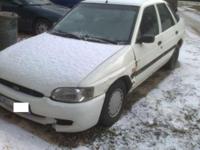 Witam
Na sprzedaz ford escort w całosci lub na czesci
auto posiada elektryczne szyby , lusterka i inne rzeczy :)
w aucie uszkodzony silnik - prawdopodobnie korbowod
brak dokumentacji
wszelkie info pod nr tel
Zapraszam