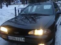 Witam. Mam do zaoferowania Forda Mondeo 1,8 TD. Auto bardzo wygodne, rodzinne i ekonomiczne / 6,3l miasto 5,2l trasa / Samochód w pełni sprawny z aktualnymi opłatami w ciągłej eksploatacji. Brak oznak korozji, silnik chodzi ładnie równo. W zawieszeniu nic