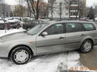 Mam do sprzedania Forda Mondeo 2,0 TDDI 2002r. combi. Pojazd był kupiony w salonie W Poznaniu a ja jestem jego drugim właścicielem. Samochód jest systematycznie serwisowany- przebieg udokumentowany 237tyś. Wyposażenie.
bezpieczeństwo: sześć poduszek,