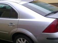 Witam!!!Mam do sprzedania samochód Ford Mondeo Mk3 z 2003roku.Pojemność 2,0TDCI.Auto ma uszkodzony przód,gdyż wjechałem nim do rowu.Poduszki są całe.Auto jest zarejestrowane.Właścicielem jestem 3 lata.