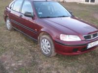 Witam. Sprzedam samochód Honda Civic VI 1.4i 90KM , pierwsza rejestracja 29/12/1997r, aktualny przebieg to 183000 km.Zmieniony cały rozrzad wraz z filtrami i olejami przy 179000 km.Przegląd do grudnia 2013, ubezpieczenie do listopada 2013. Wyposazenie: 3