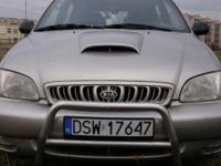 Sprzedam KIA Carnival, 2,9 TDI - produkcja 01.12.2000 r., pierwsza rejestracja 30.04.2001, sprowadzony
i zarejestrowany w Polsce 19.01.2007.
Posiadam większość paragonów i faktur na wymiany i naprawy, których w tym aucie dokonałem, a było ich dużo. W