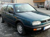 WITAM SPRZEDAM KULTOWEGO GOLFA 3 GT .OGÓLNIE AUTO W NIE NAGANNEJ KONDYCJI UŻYTKOWANE NA CO DZIEŃ NIE SPRAWIA PROBLEMÓW JEST PARĘ DROBIAZGÓW DO USUNIĘCIA [ NIC POWAŻNEGO ] .SILNIK 1800 NA JEDNO PUNKTOWYM WTRYSKU .WNĘTRZE DOBRZE UTRZYMANE FOTELE KUBEŁKOWE