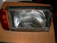 Sprzedam lampy przednie wraz z kierunkowskazami do samochodu marki VW POLO 1993r coupe cena podana za sztuke . Zapraszam