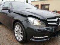 WITAM SERDECZNIE
POSIADAM DO SPRZEDANIA MERCEDES C-220 COUPE
ROK PRODUKCJI 2012 NA SZYBACH 2
SILNIK 2.2 CDI O MOCY 170 KM
MANUALNA 6-BIEGOWA SKRZYNIA
SKÓRZANA TAPICERKA
NAWIGACJA
XENON
ELEKTRYCZNE FOTELE
PARKTRONIK PRZÓD I TYŁ
I WIELE WIELE INNYCH
AUTO