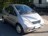 Witam! Mam do sprzedania oszczednego Mercedesa A170 Cdi.Auto jest z konca roku 99/00 i zostalo sprowadzone z Niemiec od 1 wlascicela. Posiada Niemiecka ksiazke serwisowa. W polsce uzytkowane okolo roku tez przez 1 wlascicela. Środek auta bardzo czysty i
