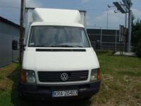 Mam do sprzedania VW LT32 poj 2400 cm autko w super stanie tech jak i wizualnym pali w zimie na dotyk wszystko sprawne 100 % wsiąść i jeździć zero wkładu finansowego blacha zero rdzy , mam go 4 lata i nigdy mnie nie zawiódł wszystko robione na bieżąco, po