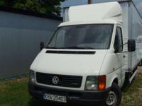 Mam do sprzedania VW LT32 poj 2400 cm autko w super stanie tech jak i wizualnym pali w zimie na dotyk wszystko sprawne 100 % wsiąść i jeździć zero wkładu finansowego blacha zero rdzy , mam go 4 lata i nigdy mnie nie zawiódł wszystko robione na bieżąco, po