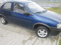 Przedmiotem sprzedaży jest opel corsa 1,2 kat zawieszenie stan bdb silnik i skrzynia ok wnetrze nie zniszczone.Opel stoi na aluminiowych felgach z oponami wielosezonowymi stan bdb.Oc i przeglad ważne do 2013 roku.W aucie ostatnio zostały wymienione