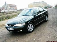 OPEL   VECTRA   B    
POJ . - 2.0 16V    
ROK PROD. - 1999
WYPOSAŻENIE :
- 4 X AIR BAG
- ABS
- KLIMATRONIC    
- 4 X ELEKTRYCZNE SZYBY
- ELEKTRYCZNE LUSTERKA
- PODGRZEWANE LUSTERKA
- WSPOMAGANIE UKŁ. KIER.
- CENTRALNY ZAMEK
- IMMOBILISER
- RADIO +