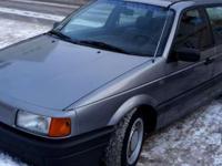 ***SAMOCHÓD OSOBOWY***
Wolksvagen Passat B3 1.8 Benzyna
ROK PROD.: 1990
RODZAJ PALIWA: BENZYNA
MOC SILNIKA: ok 85KM
PRZEBIEG: 275 000 km
SPALANIE 5-6l/100km
.::OPIS::.
SAMOCHÓD W STANIE BLISKIM IDEAŁU, CIĘŻKO ZNALEŹĆ JAKIEKOLWIEK MANKAMENTY. STAN