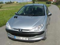 Witam.
Mam do sprzedania peugeota 206 po liftingu z 2007r. z silnikiem 1.4 HDI, z klimatyzacją, antypoślizgiem, 8 x airbag i pełną elektryką. Samochód od ponad pół roku w kraju i tak długo nim jeżdzę. Autko ładne i zadbane, czyste, niepalone w środku.