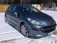 Witam mam do sprzedania PEUGEOT 207 1,4 HDI rok produkcji 24.08.2007 o przebiegu 94000 km, potwierdzony książką serwisową. Wyposażenie: centralny zamek z pilotem i alarmem, wspomaganie kierownicy (regulacja w dwóch płaszczyznach), elektryczne podgrzewane