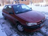 Peugeot 306, poj. 1.4, rok produkcji 97, wersja XN, po liftingu.
Auto w bardzo dobrym stanie technicznym - w ciągłej eksploatacji.
Silnik pracuje cicho i równo - nie kopci.
Blacharka ocynkowana - bez korozji.
Niskie spalanie w granicach 6 litrów na 100km