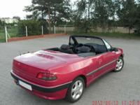 Witam! Mam na sprzedaż Peugeota 306 cabrio z 08.1994r z silnikiem 2.0 benzyna (121KM). Samochód sprowadzony z Belgii w 2008r , ja jestem jego 3 właścicielem w kraju. Przebieg to 125 000 km!!! Samochód w dobrej kondycji. W listopadzie wymieniany olej (Mobl