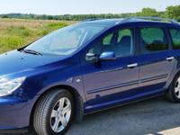 Marka Peugeot
Model 307
Rok produkcji 2004
Silnik Benzyna 2 l
Moc 138 KM
Przebieg 209000 km
Pojazd uszkodzonynie
Sprzedam Peugeot 307 SW Premium Class z 2004 roku w bardzo dobrym stanie.
Jestem pierwszym właścicielem w Polsce (od maja 2013).
Rozrząd