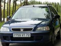 SPRZEDAM HONDĘ CIVIC 2.0 ITD. AUTKO W BARDZO ZADBANE I DO KOŃCA SERWISOWANE . BARDZO BOGATO WYPOSAŻONE . KLIMATYZACJA , ABS , CENTRALNY ZAMEK , 4X EL. SZYBY , EL. LUSTERKA I PODGRZEWANE , RADIO , WSPOMAGANIE KIEROWNICY . ZAPRASZAM NA JAZDĘ PRÓBNĄ I