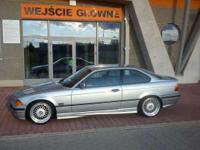 Sprzedam
BMW 320i e36 coupe
Rok produkcji 1995
Kolor srebrny
Przebieg 218.000 km
nowe zawieszenie gwintowane Ta-Technix
Felgi BBS RC 17" 4x8j
wspomaganie kierownicy
2x poduszka powietrzna
ABS
elektryczne lusterka
elektryczne szyby
centralny zamek
swiatla