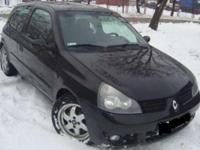 Witam posiadam renault clio II po lifcie 1.5 dci 82 konie silnik dynamiczny a zarazem mało pali, przegląd nowy do lutego 2014r OC ważne do 18 czerwca 2013r , z przodu nowe opony, klimatyzacja sprawna, czyste i zadbane wnętrze.