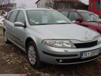 Sprzedam Renault Laguna GRAND TOURING sprowadzony,zarejestrowany,ubezpieczony,po przeglądzie w okręgowej stacji kontroli i wymianach płynów,oleju.Posiada komplet kluczyków,książkę serwisową.Jest to pojazd bezwypadkowy w pełnej opcji(siedzenia pół