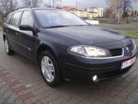 Witam serdecznie.
Posiadam na sprzedaż piękne auto marki RENAULT LAGUNA II LIFT w bogatej wersji z bardzo dynamicznym i ekonomicznym silnikiem 1.9 DCI - 110KM w kolorze zielono-granatowy kameleon.
Przebieg oryginał 215 tys. km potwierdzony wpisami w