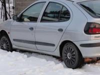 Renault Megane z gazem- 1996 rok, pierwsza rejestracja 1997, silnik 1.6 , 90 KM
Wyposażenie:
Elektryczne szyby,
Elektryczne lusterka
Podgrzewane lusterka
2 poduszki powietrzne
Immobiliser
Centralny zamek z pilotem
Halogeny przeciwmgłowe
Regulacja