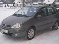 Mam do sprzedania Renault Megane Scenic 1.9 DCI. Stan uważam za bardzo dobry. Rok produkcji : 2001 . Klimatronic , skórzana kierownica oraz skórzane fotele. Zamontowany jest hak do ciągnięcia przyczepki,trzecie światło stopu, alufelgi.