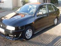 Witam! Mam do sprzedania oszczednego Seata Cordobe 1.6 zasilany dobrym Lpg BRC. Co sprawia ze auto jest bardzo ekonomiczne.rok 94/95. Gaz wbity w dowod.Pełna dokumentacja od gazu do konca roku 2015. Butla w kole zapasowym 30L. Wyposazony jest w 2 poduszki