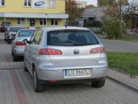 WItam
Świetny, ekonomiczny, hatchback z b. bogatym wyposażeniem. wersja SPORT: klimatronic, el. ster. szyb, el. sterowane i podgrzewane lusterka, komputer, tempomat, radio CD, sensor deszczu, , wsteczne lusterko fotochrom, centralny zamek, wspomaganie