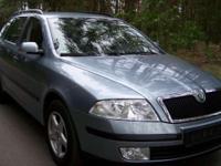 Witam serdecznie!
Do sprzedania SKODA OCTAVIA 1,9 TDI 105KM. 2005 rok. Samochód bardzo ładny,zadbany i bogato wyposażony(full opcja ,prócz skóry).Bardzo dobrze utrzymany, 100% bezwypadkowy! ,servisowany do 2011 roku, sprowadzony z niemiec