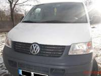 VW transporter 1.9 TDI, 105 KM, zarejestrowany na 9 osób. Auto posiada bardzo ekonomiczny silnik, spalanie paliwa na poziomie około 7 litrów na 100 kilometrów. Posiada nowe opony, wymienione klocki hamulcowe i tarcze oraz filtry i olej. Auto jest