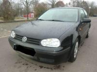 Witam sprzedam Vw Golf 1.6 w bdb. stanie technicznym jak i wizualnym. Silnik pali na dotyk nawet w największe mrozy. Środek auta czysty baz dziurki czy przetarcia.Lakier na aucie oryginalny bez rys i rdzy,blacha pełny ocynk.W zawieszeniu nic nie puka (