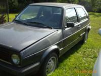 Witam!
Mam do sprzedania VW Golf II 1300 Pełny Wtrysk. Bez ubezpieczenia i przeglądu technicznego.
Stan ogólny dobry, auto na chodzie.