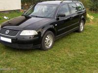 Sprzedam VW Passat 1.9 TDI Combi 101 km, 2002 r. Przegląd do maja 2013, ubezpieczenie do marca 2013. Kolor czarna perła. bogate wyposażenie: klimatronik, abs, elektryczne szyby, elektryczne lusterka, podgrzewane lusterka, podgrzewane fotele,