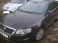 Do sprzedazy caly czas uzytkowany VW Passat od wlasciciela (nie handluje autami). Auto kupione w polowie 2006r w kraju. Niski przebieg jak na diesla - 122.000km.
Bogato wyposazony, z najwazniejszych:
- dynamiczny i oszczedny (6-7l na miescie) silnik