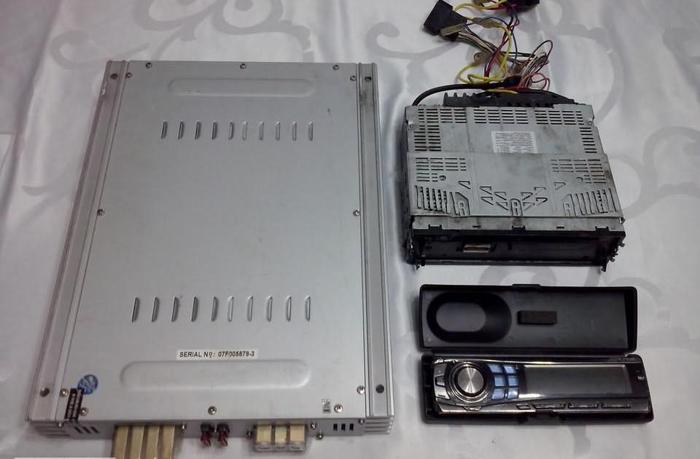 ALPINE CDA-9854R + wzmacniacz MAGNAT RX44 sprzedaż - Warszawa ...