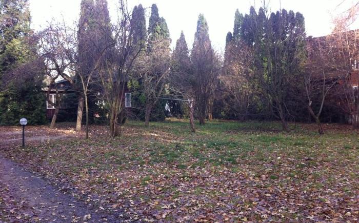 Dom Otrębusy, ul. Jeżynowa 6 3 pokoje, parterowy, 100 m2 działki, 18 PLN/ m2 mieszkalne 