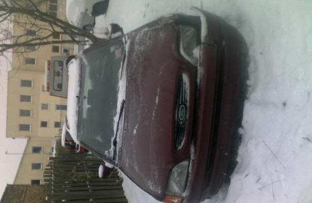 Ford escort 1.8 TD MASKA REFLEKTOR CZESCI