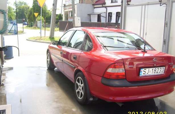 Opel vectra b 1.6.16v benzyna+gaz sedan zamina 96/97 jaworzno okazja