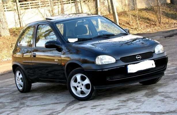 Sliczna corsa ,wspomaganie,abs,szyberdach,eps,alu,kola zimowe,4 airbag