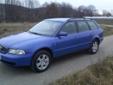 Witam sprzedam Audi A4 Avant 1.9TDI 90KM, rok produkcji 1997/8. Samochód jak na swój wiek w dobrym stanie wizualnym jak i technicznym, karoseria bez żadnych oznak korozji (kolor niebieska peła), sprowadzony do polski w 2010r. środek samochodu zadbany bez