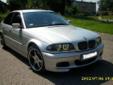 Witam
Mam na sprzedaż piękne BMW model e46 z 1999 roku. M-pakiet(oryginalny)
Auto seryjnie było wyposażone w silnik 1.8.
Oryginalna jednostkę napędową zastąpił silnik 3.0 wraz ze skrzynią.
Napęd pozostał z przełożeniem 2.12
Dzięki temu auto świetnie